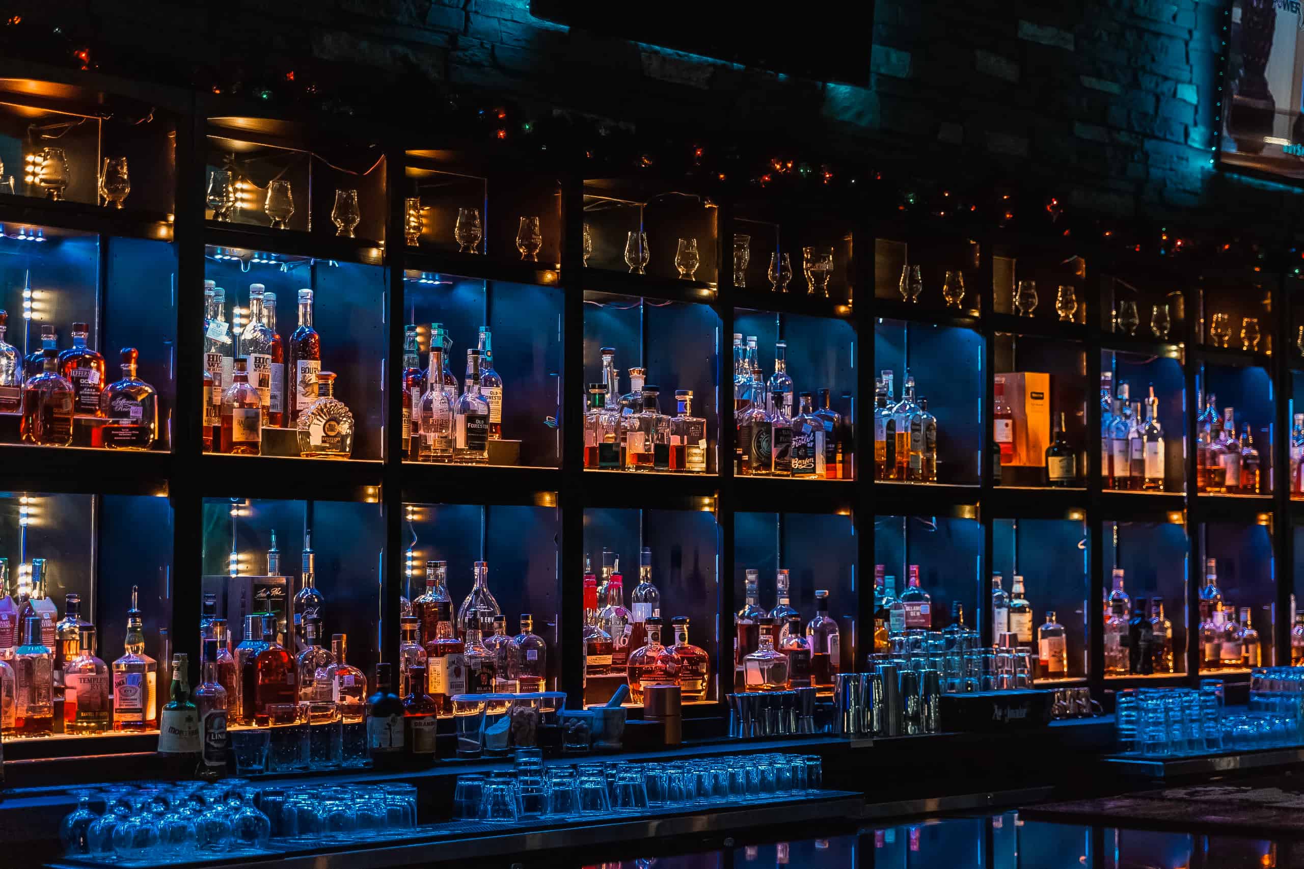 LC Featured Whiskey Bar 