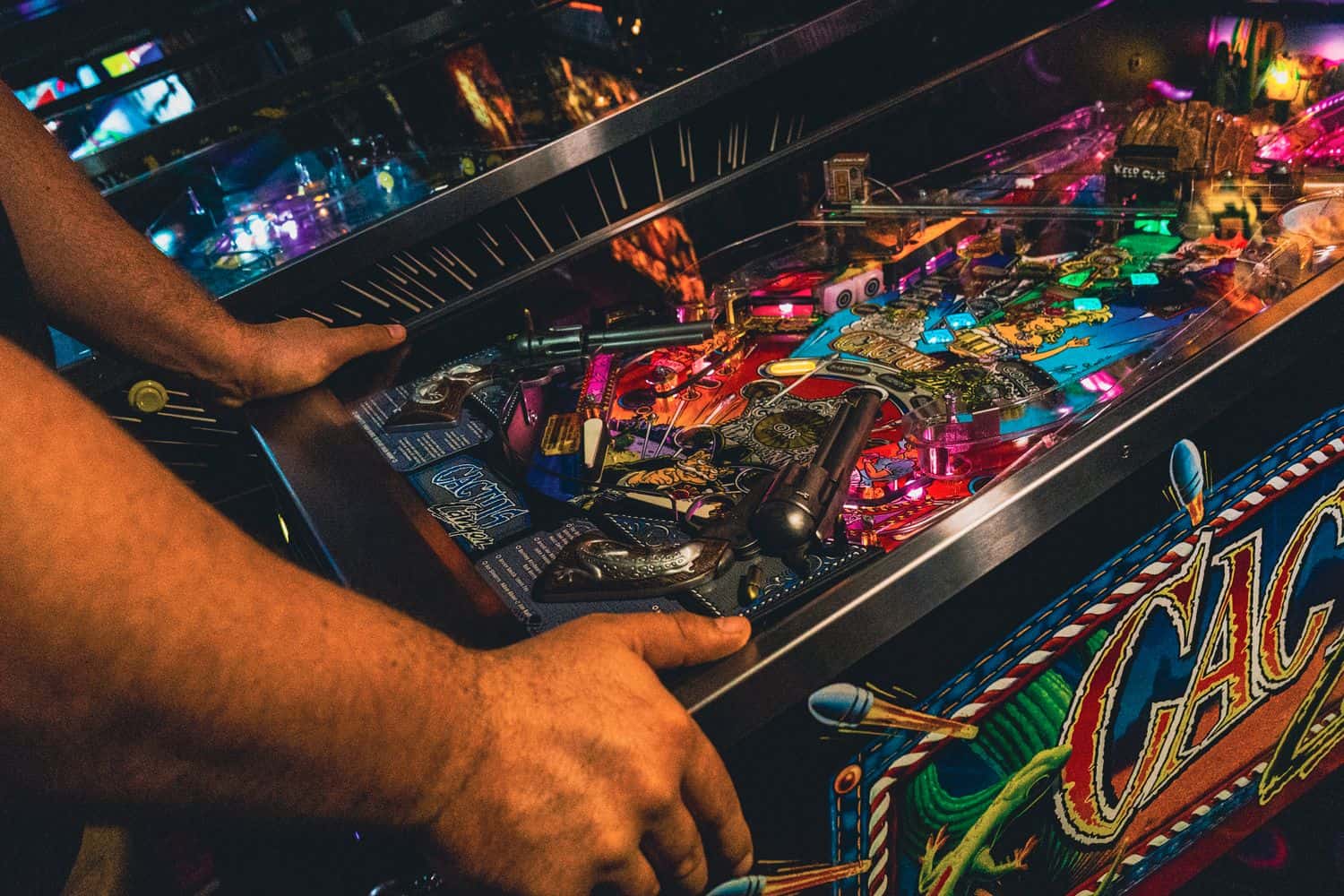 Classic Games | Pinballz Original